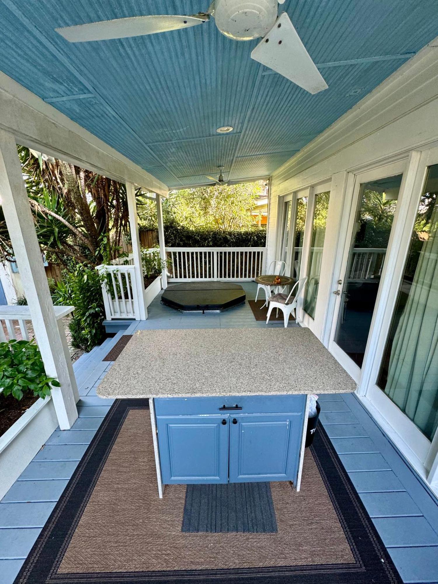 One Bedroom Apartment With Hot Tub 2 Blocks To Magazine Street New Orleans Buitenkant foto