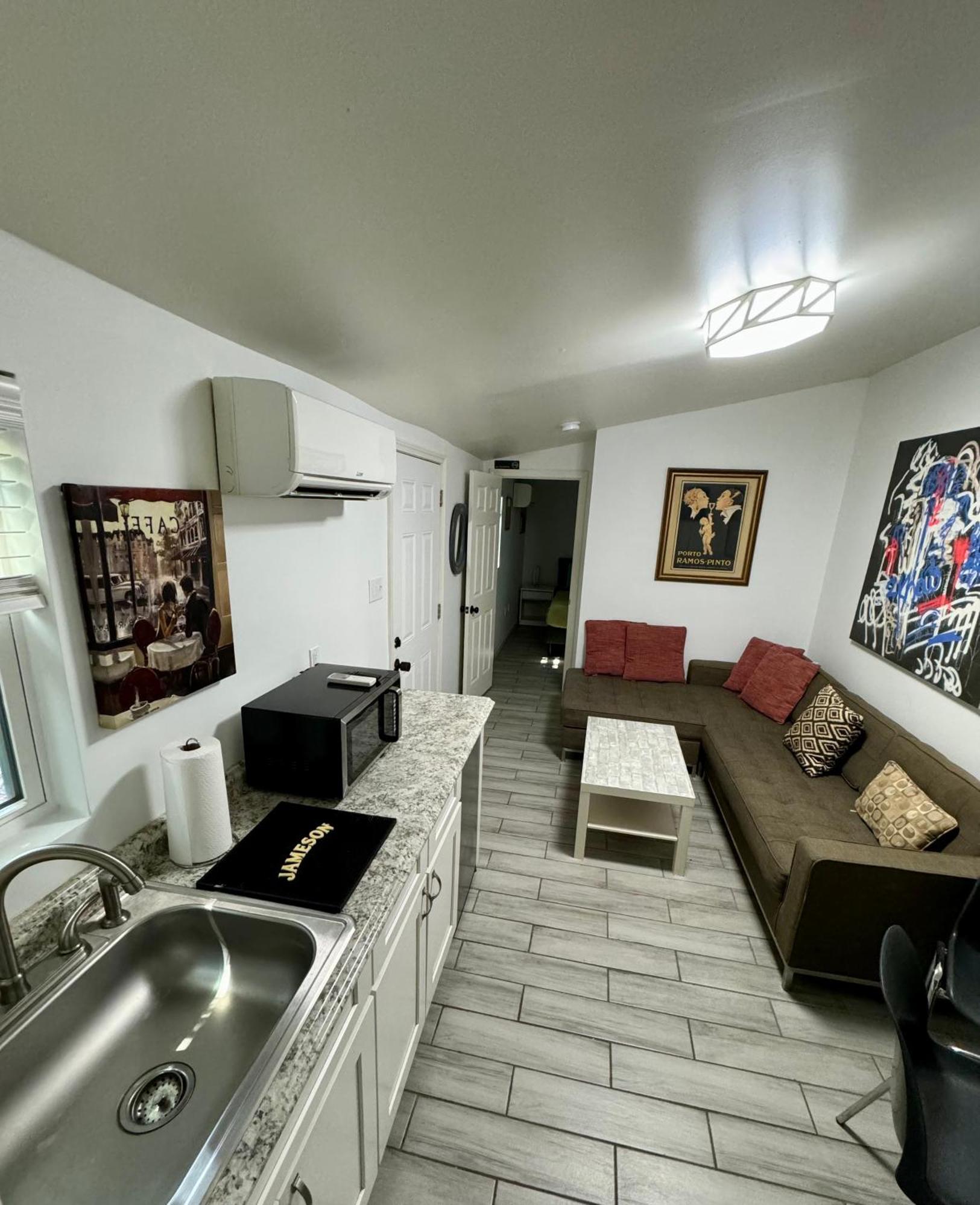 One Bedroom Apartment With Hot Tub 2 Blocks To Magazine Street New Orleans Buitenkant foto