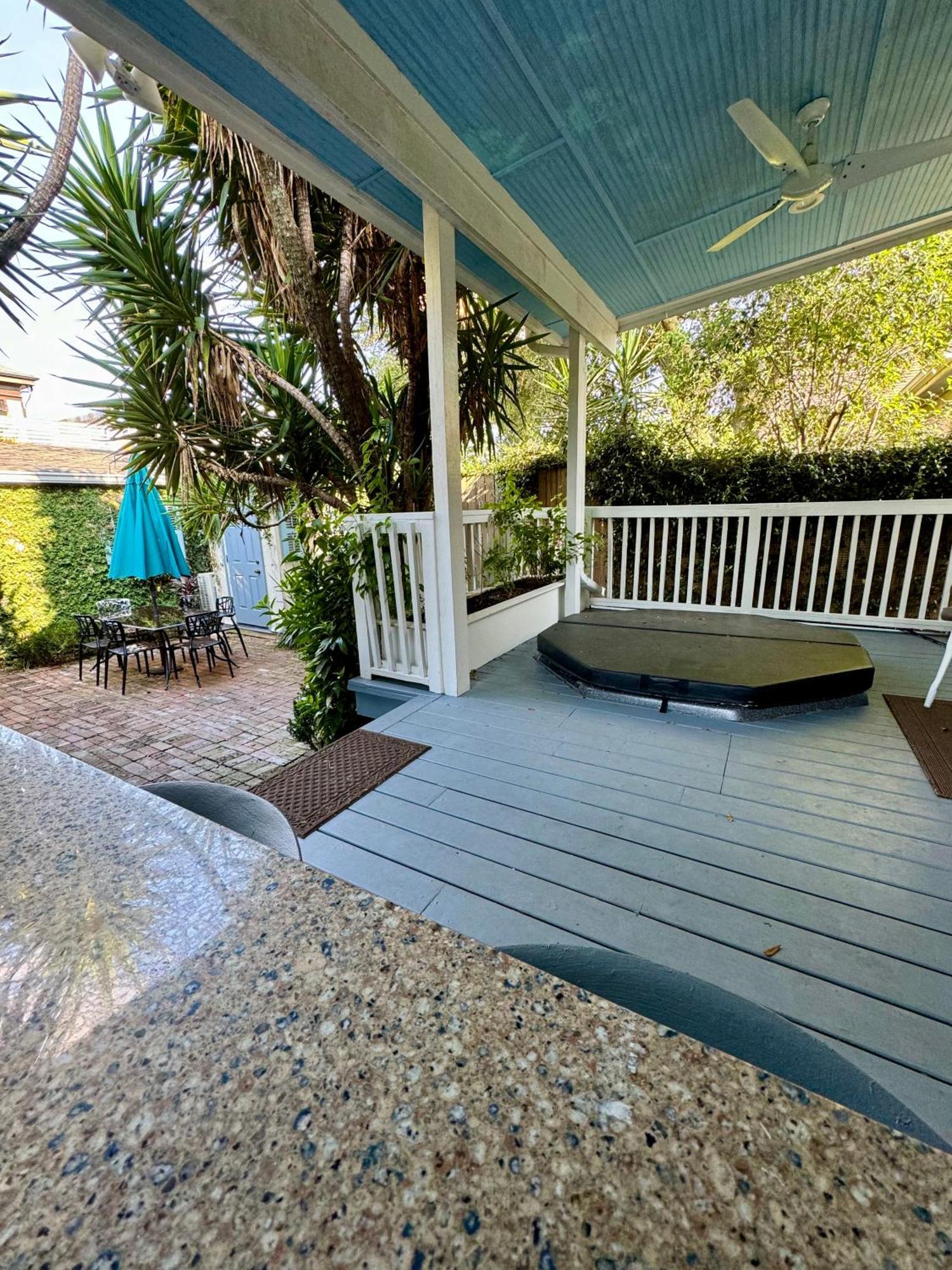One Bedroom Apartment With Hot Tub 2 Blocks To Magazine Street New Orleans Buitenkant foto